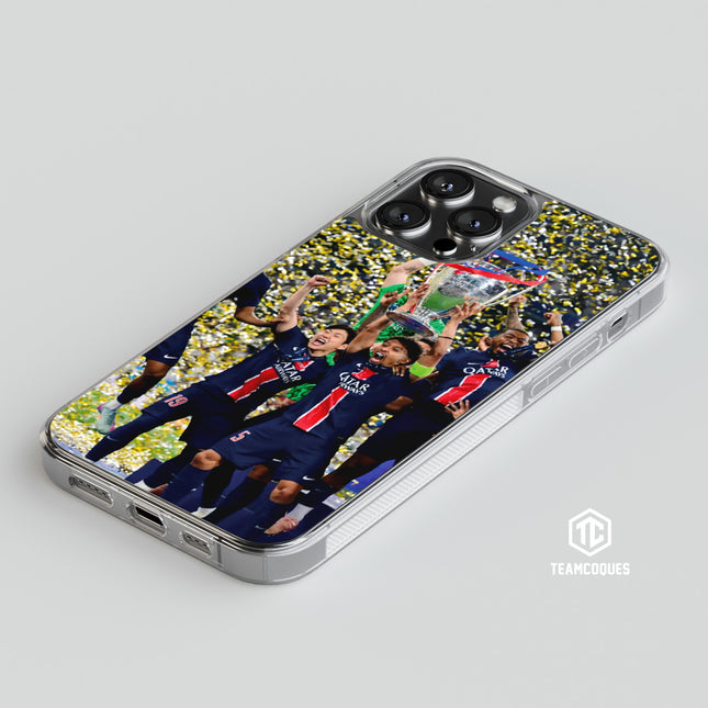 Coque foot PANAME PARIS CHAMPIONS D'EUROPE 2025 MARQUINHOS TROPHEE CHAMPIONS LEAGUE 2 - TEAMCOQUES